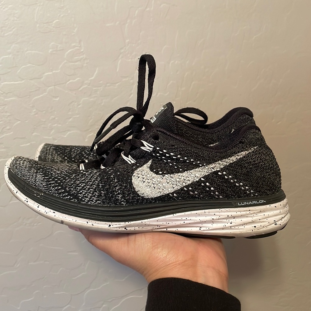 Nike flyknit lunar 3